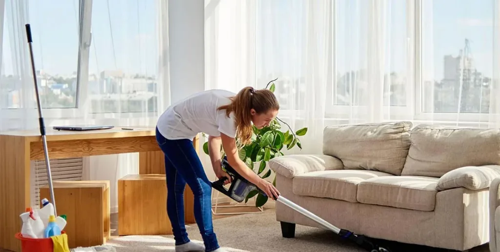 The Ultimate 7-Day Deep Cleaning Plan to Refresh Your Home